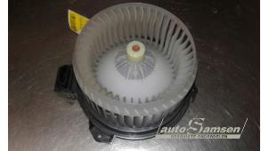 Begagnade Fläktmotor för uppvärmning och ventilation Suzuki Swift (ZA/ZC/ZD) 1.2 16V Pris € 50,00 Marginaltabell erbjuds av Auto Samsen B.V.