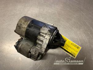 Używane Rozrusznik Nissan Note (E11) 1.4 16V Cena € 50,00 Procedura marży oferowane przez Auto Samsen B.V.