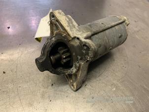 Begagnade Startmotor Renault Trafic New (FL) 2.0 dCi 16V 90 Pris € 75,00 Marginaltabell erbjuds av Auto Samsen B.V.