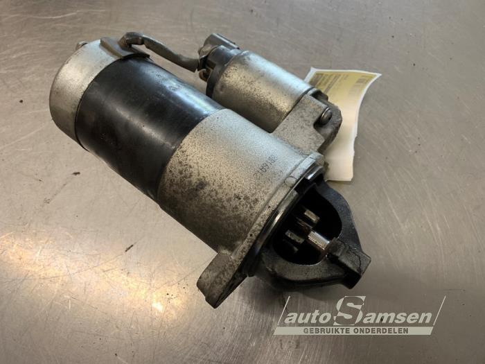 Startmotor från en Hyundai i30 Crosswagon (WWH) 1.6 CRDi 16V VGT HP 2009