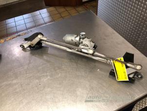 Begagnade Främre torkarmotor Suzuki Swift (ZA/ZC/ZD) 1.2 16V Pris € 75,00 Marginaltabell erbjuds av Auto Samsen B.V.