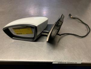 Begagnade Skärmspegel, vänster Volkswagen Polo V (6R) 1.0 TSI 12V BlueMotion Pris € 75,00 Marginaltabell erbjuds av Auto Samsen B.V.