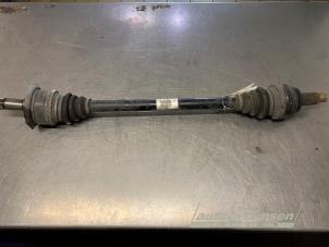 Gebruikte Aandrijfas rechts-achter BMW 5 serie Touring (F11) 520d 16V Prijs € 125,00 Margeregeling aangeboden door Auto Samsen B.V.