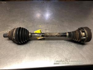 Begagnade Drivaxel, vänster fram Seat Altea XL (5P5) 1.2 TSI Pris € 50,00 Marginaltabell erbjuds av Auto Samsen B.V.