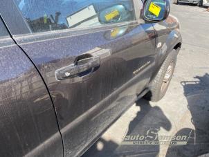 Begagnade Framdörr, 4-dörrars, höger Ssang Yong Rexton 2.7 Xdi RX/RJ 270 16V Pris € 125,00 Marginaltabell erbjuds av Auto Samsen B.V.