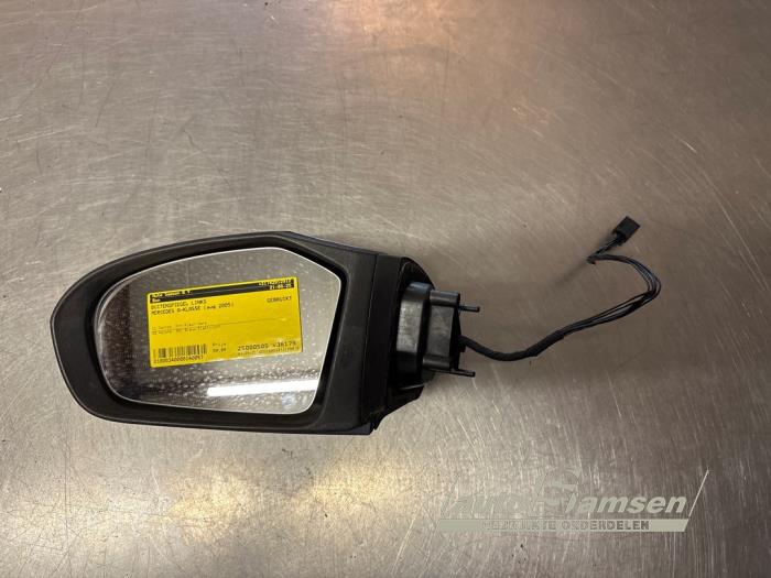 Skärmspegel, vänster från en Mercedes-Benz A (W169) 2.0 A-200 5-Drs. 2005