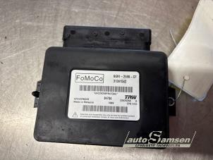 Używane Modul hamulca postojowego Volvo V60 I (FW/GW) 2.4 D6 20V Plug-in Hybrid AWD Cena € 30,00 Procedura marży oferowane przez Auto Samsen B.V.