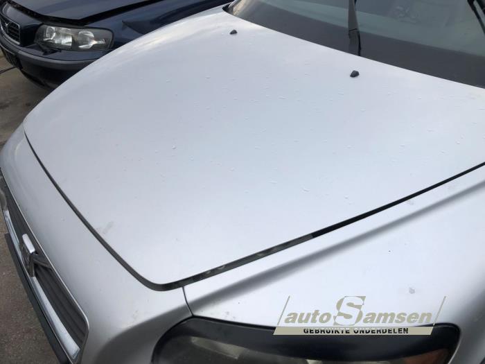 Motorhuv från en Volvo C30 (EK/MK) 2.0 D 16V 2007