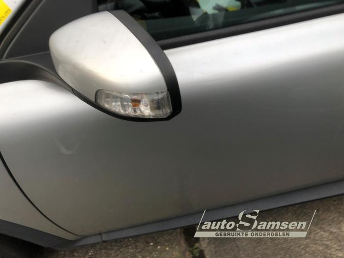 Skärmspegel, vänster från en Volvo C30 (EK/MK) 2.0 D 16V 2007