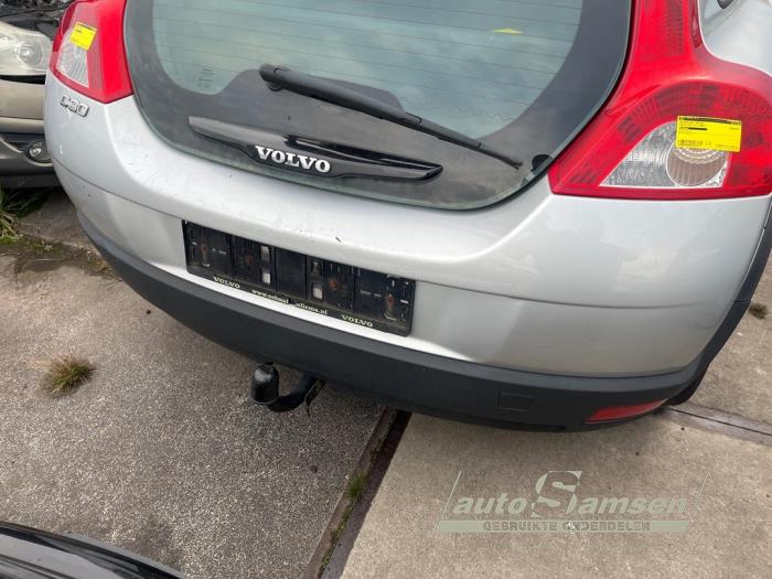 Bakre stötfångare från en Volvo C30 (EK/MK) 2.0 D 16V 2007