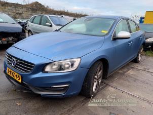 Begagnade Elektrisk bränslepump Volvo S60 II (FS) 1.6 DRIVe,D2 Pris € 75,00 Marginaltabell erbjuds av Auto Samsen B.V.
