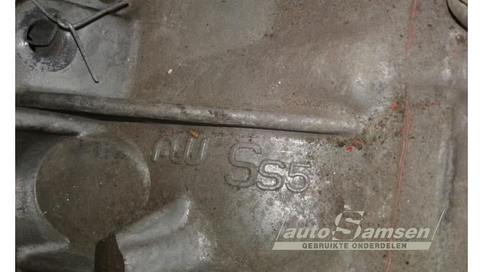 Versnellingsbak van een Suzuki Wagon-R+ (RB) 1.3 16V VVT 2004