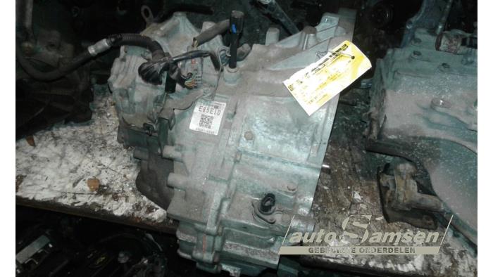 Versnellingsbak van een Suzuki Wagon-R+ (RB) 1.3 16V VVT 2004