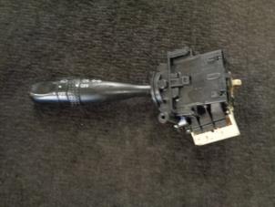 Begagnade Indikatorbrytare Suzuki Alto 1.0 12V Pris € 15,00 Marginaltabell erbjuds av Westerhof autodemontage