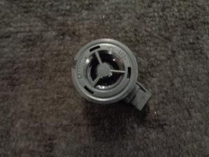 Gebruikte Luidspreker Fiat 500 (312) 1.2 Prijs € 20,00 Margeregeling aangeboden door Westerhof autodemontage