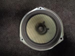 Begagnade Högtalare Subaru Justy (M3) 1.0 12V DVVT Pris € 10,00 Marginaltabell erbjuds av Westerhof autodemontage