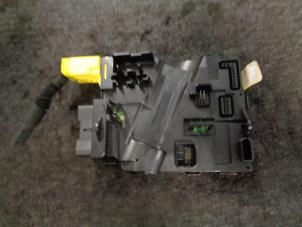 Gebruikte Computer Body Control Volkswagen Golf V (1K1) 1.6 FSI 16V Prijs € 30,00 Margeregeling aangeboden door Westerhof autodemontage