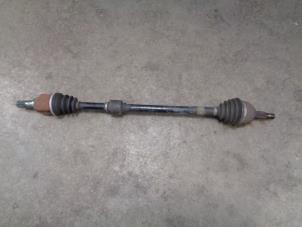 Używane Os napedowa prawy przód Nissan Note (E11) 1.4 16V Cena € 30,00 Procedura marży oferowane przez Westerhof autodemontage