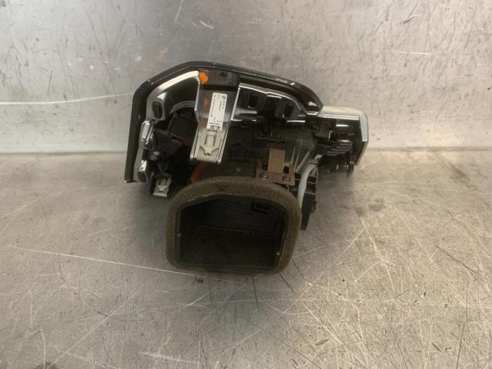 Luchtrooster Dashboard van een BMW 3-Serie 2019