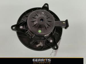 Gebruikte Chaufage Ventilatiemotor Opel Insignia 2.0 Turbo 16V Ecotec Prijs € 38,48 Margeregeling aangeboden door Gerrits Automotive BV