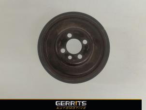 Gebruikte Krukas Poelie Volkswagen Transporter T5 1.9 TDi Prijs € 21,98 Margeregeling aangeboden door Gerrits Automotive BV