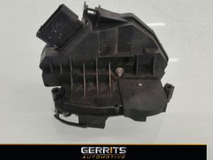 Gebruikte Deurslot Mechaniek 2Deurs links Ford Fiesta 6 (JA8) 1.6 TDCi 16V 95 Prijs € 24,99 Margeregeling aangeboden door Gerrits Automotive BV