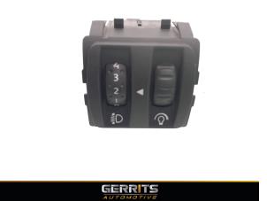 Begagnade Brytare, AIH strålkastare Renault Megane III Grandtour (KZ) 1.6 16V Pris € 21,98 Marginaltabell erbjuds av Gerrits Automotive BV