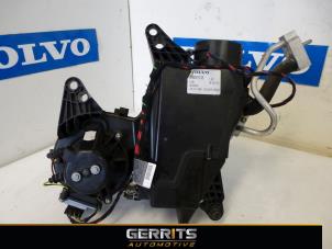Gebruikte Kachel Ventilatiemotor Volvo XC90 I 2.9 T6 24V Prijs € 107,80 Margeregeling aangeboden door Gerrits Automotive BV
