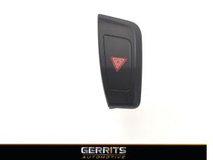 Gebruikte Gevarenlicht Schakelaar Audi A5 (8T3) 2.7 TDI V6 24V Prijs € 21,98 Margeregeling aangeboden door Gerrits Automotive BV