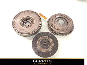 Begagnade Tvåmassesvänghjul Ford Focus 3 Wagon 1.6 TDCi Pris € 224,40 Marginaltabell erbjuds av Gerrits Automotive BV