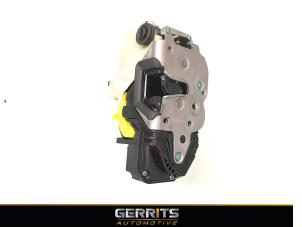 Gebruikte Portierslot Mechaniek 4Deurs links-achter Opel Insignia Sports Tourer 2.0 CDTI 16V 130 ecoFLEX Prijs € 50,60 Margeregeling aangeboden door Gerrits Automotive BV