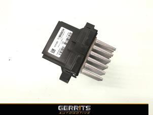 Gebruikte Kachel Weerstand Opel Insignia Sports Tourer 2.0 CDTI 16V 130 ecoFLEX Prijs € 19,99 Margeregeling aangeboden door Gerrits Automotive BV