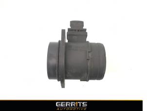 Używane Czujnik masy powietrza Fiat Doblo Cargo (223) 1.3 D 16V Multijet Cena € 34,10 Procedura marży oferowane przez Gerrits Automotive BV