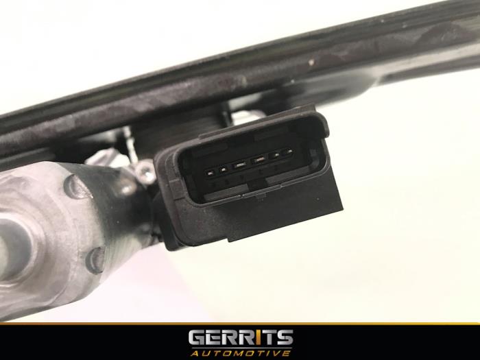 Fönstermekanism, 2-dörrars, höger fram från en Citroën Jumpy 2.0 Blue HDI 120 2019