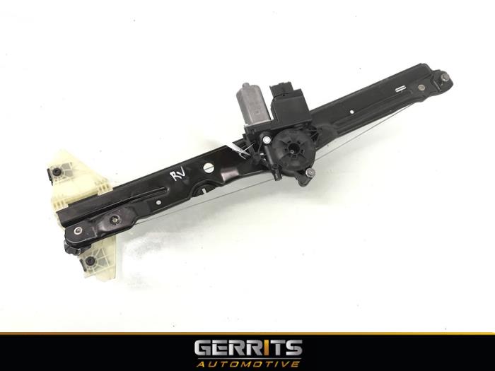 Fönstermekanism, 2-dörrars, höger fram från en Citroën Jumpy 2.0 Blue HDI 120 2019