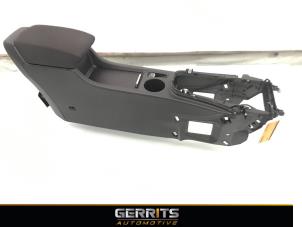 Begagnade Armstöd Opel Astra J Sports Tourer (PD8/PE8/PF8) 1.7 CDTi 16V Pris € 72,60 Marginaltabell erbjuds av Gerrits Automotive BV