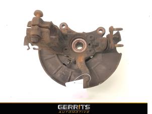 Gebruikte Fusee links-voor Audi A3 Sportback Quattro (8PA) 2.0 TFSI 16V Prijs € 31,90 Margeregeling aangeboden door Gerrits Automotive BV