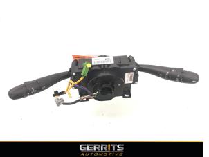 Gebruikte Licht + Raw Schakelaar Peugeot 207/207+ (WA/WC/WM) 1.4 16V Prijs € 66,00 Margeregeling aangeboden door Gerrits Automotive BV