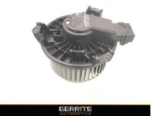 Begagnade Fläktmotor för uppvärmning och ventilation Suzuki Swift (ZA/ZC/ZD1/2/3/9) 1.3 VVT 16V Pris € 21,98 Marginaltabell erbjuds av Gerrits Automotive BV
