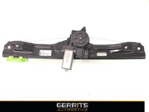 Używane Mechanizm szyby lewej tylnej wersja 4-drzwiowa BMW 2 serie Gran Tourer (F46) 218d 2.0 TwinPower Turbo 16V Cena € 54,98 Procedura marży oferowane przez Gerrits Automotive BV