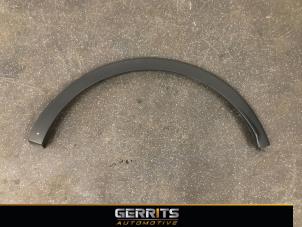 Gebruikte Wielrand achter Renault Captur (2R) 1.2 TCE 16V EDC Prijs € 21,98 Margeregeling aangeboden door Gerrits Automotive BV