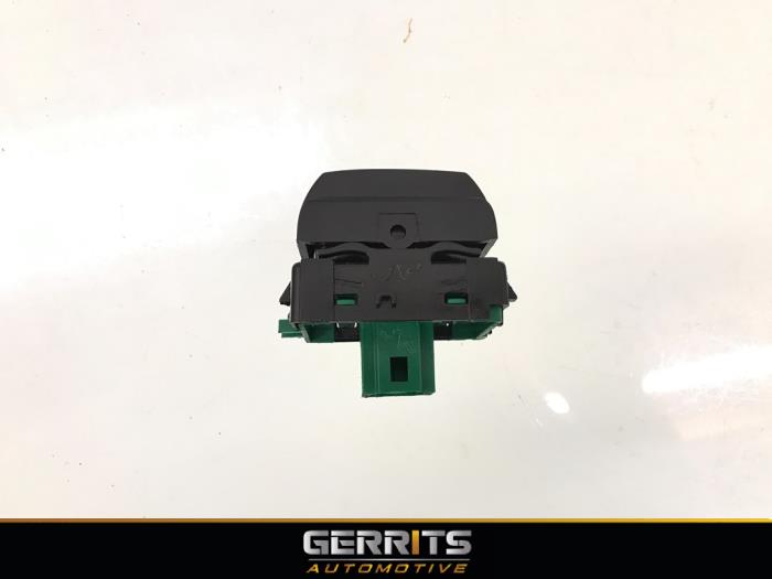 ASR-brytare från en Renault Captur (2R) 1.2 TCE 16V EDC 2016