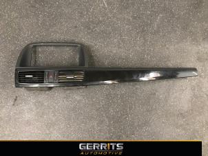 Gebruikte Luchtrooster Dashboard Mazda CX-5 I (KE,GH) 2.0 SkyActiv-G 16V 2WD Prijs € 54,98 Margeregeling aangeboden door Gerrits Automotive BV