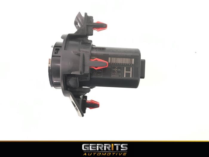 Start/stopp-brytare från en Toyota C-HR (X1,X5) 1.2 16V Turbo 2017