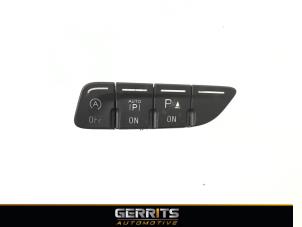 Begagnade Brytare Ford Focus 3 Wagon 1.6 TDCi ECOnetic Pris € 21,98 Marginaltabell erbjuds av Gerrits Automotive BV