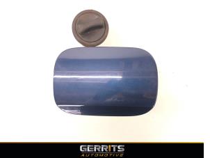 Begagnade Tanklucka Mercedes B (W245) 2.0 B-200 16V Turbo Pris € 21,98 Marginaltabell erbjuds av Gerrits Automotive BV