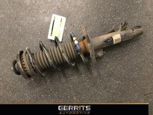 Gebruikte Schokdemperpoot links-voor Citroen C3 (SC) 1.0 Vti 68 12V Prijs € 43,98 Margeregeling aangeboden door Gerrits Automotive BV