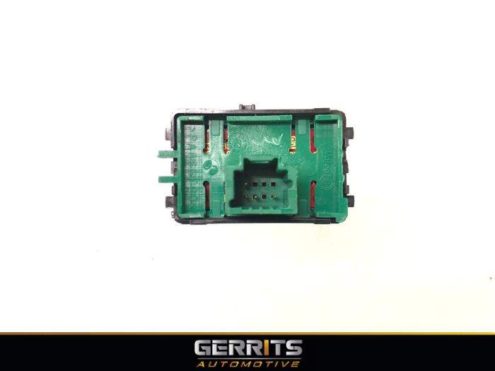 ASR-brytare från en Renault Captur (2R) 0.9 Energy TCE 12V 2018