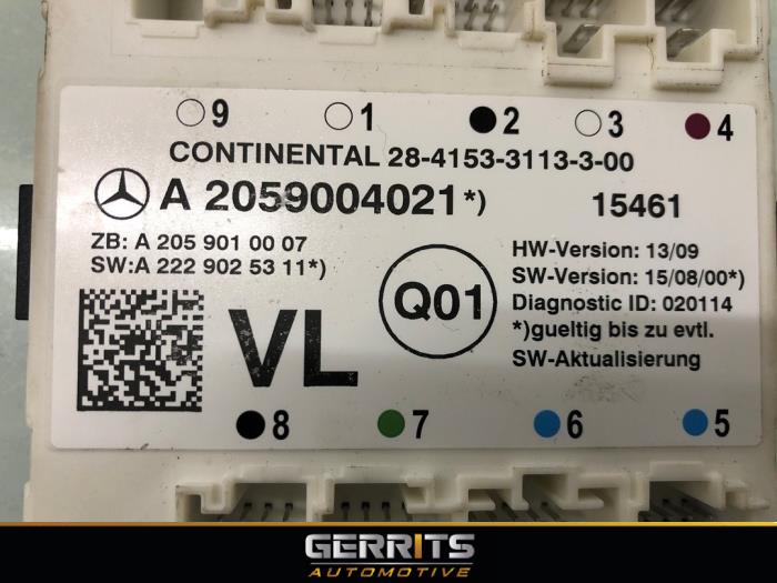 Deur module van een Mercedes-Benz C (C205) C-300 2.0 Turbo 16V 2016