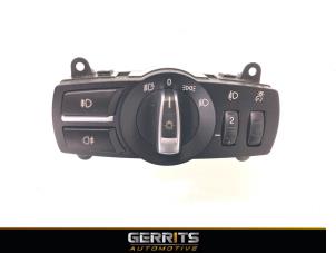 Gebruikte Licht Schakelaar BMW 5 serie (F10) 520i 16V Prijs € 32,98 Margeregeling aangeboden door Gerrits Automotive BV